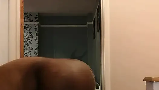 Humpday Guys... Ben bir elçiyim