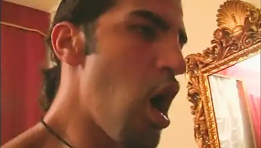 Güzel çift amcık sikiyor amcık yalıyor büyük penis emiyor