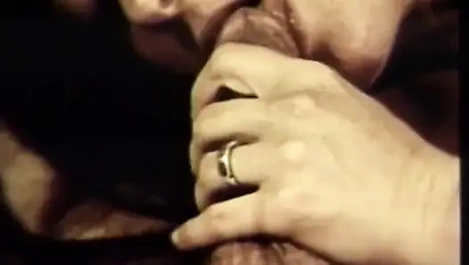 69 pozisyonunda dörtlü amcık yalama