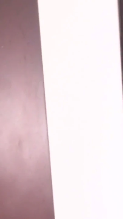 Sıcak MILF Jasmine Rouge sigara içip işiyor | Bölüm 2