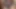 Yaramaz ben sigara içme alanında barda tüm azgın adamlar için amımı gösteriyorum (fotoğraflar için poz veriyor)