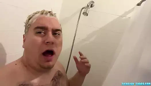 TicklishChubs: Matt ve Diffy'nin başka bir yoğun gıdıklayıcı seans için tekrar buluşmalarını izleyin