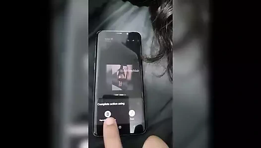 Omg! Sen ne yaptın! Bu videoyu kız arkadaşımın cep telefonunda keşfettim, o tam bir kaltak
