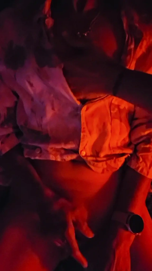 Yine Annemin Üstüne Yürüdüm.