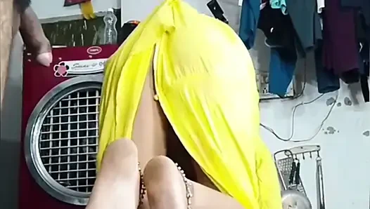 Bugün ilk kez götten sikiliyor tam arazi götten domaltarak sikiliyor Hintçe ses
