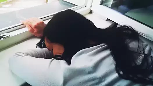 Pencere kenarında aşırı seks