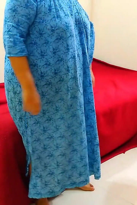 Filistinli ateşli orta yaşlı seksi teyze komşu adam tarafından sikiliyor, büyük göt... uge göğüsler 55 yaşındaki iri güzel teyze bölüm-2