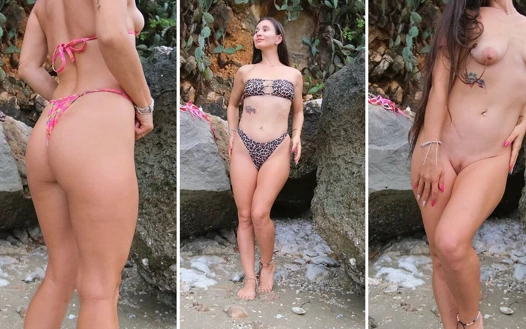 Seksi bikini sahilde soyunuyor ve soyunuyor