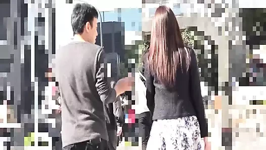 Japon genç kız şehrin dışında bir aşk ilişkisi yaşıyor!