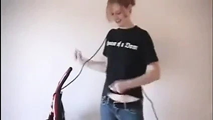 Sevimli kızıl saçlı kız arkadaş 69 yapar ve 3 yükler alır