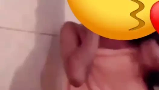 kız arkadaşım banyo