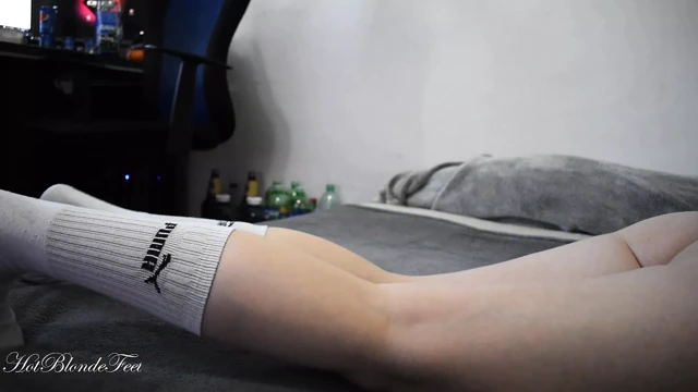 Uzun çoraplı seksi bacaklar - miley grey