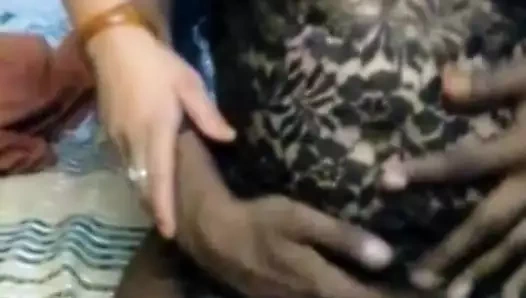 So Beauty Full Muskaan Boobs And Ass Muskaan Bhabhi Ki Fiercely Chudai