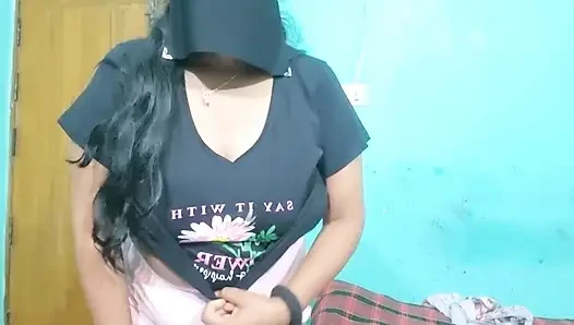 Gece solo titreşimleri sevimli ve kendine güvenen Bangla sadece benimle konuşuyor