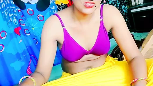 Sert ağız sikişi Ateşli genç seksi üvey kız kardeş çok azgın ve üniversiteli kızının ağzını sağmamı istiyor üvey erkek kardeşini sikiyor