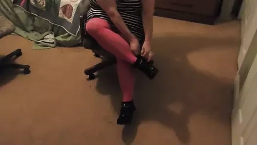 Yarım botlarımı senin için sallıyorum!