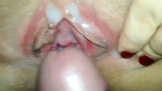 Voll in die Muschi gewichst