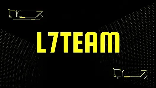Sunville 89'un orta yaşlı seksi kadın plajda sophie fotoğraf çekimi yaptı