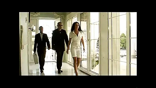 Ateşli ve büyük memeli redhaed ins eski iç çamaşırlı götten sikiliyor