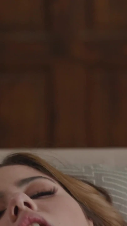 Ellie Nova находится в списке кримпаев отчима