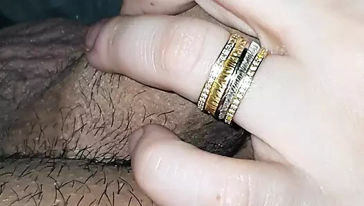 Üvey anne piç üvey oğluna yatakta mastürbasyon yapıyor