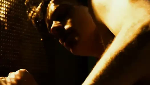 Laura Donnelly - korkunç