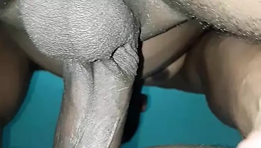 Tam video, kocama başka bir adamla seks yaptığımdan bahsediyordum.