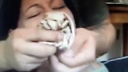 Joe diz videosu (gagged)