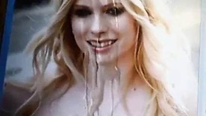 Avril Lavigne cum tribute 2
