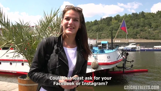 Çek sokakları - şimdiye kadarki en ürperen kız