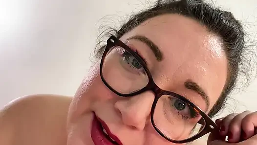 Giantess seni 5 gün boyunca tutuyor