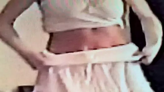 Seksi amerikan milf solo kıllı kedi porno içinde topuk