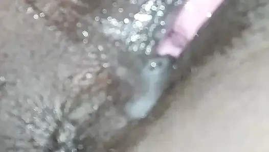 Ateşli köylü yengenin amını kayınbiraderi yalıyor