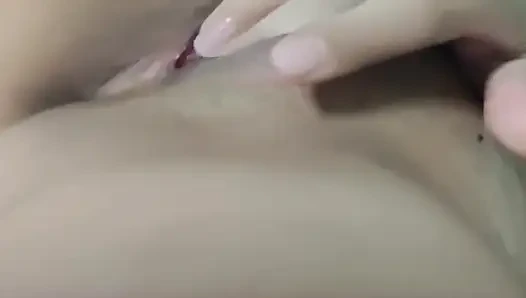 Odamda çok azgın ve yalnızım, buraya gelmek ister misin?