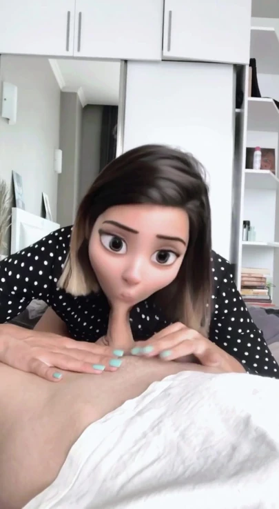 Эмоциональный момент из "Лучшие друзья трахаются и снимают это на камеру с фильтром Принцессы Disney"