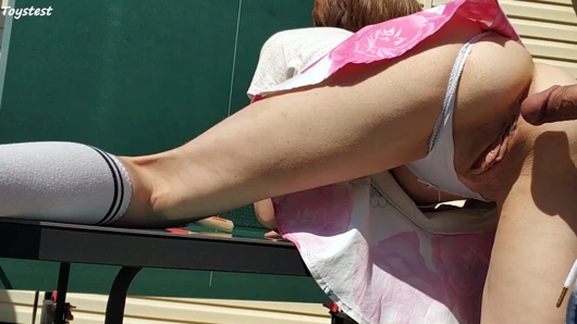 Seks evli kadın maceraları derlemesi, üç delikten de sikiliyor. Analdan oral sekse