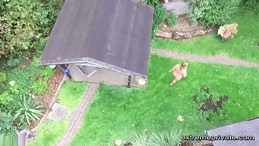 bahçemizde çıplaklar üvey annem