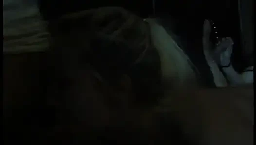 Gece geç saatlerde sikiş deliği grup seks partisi