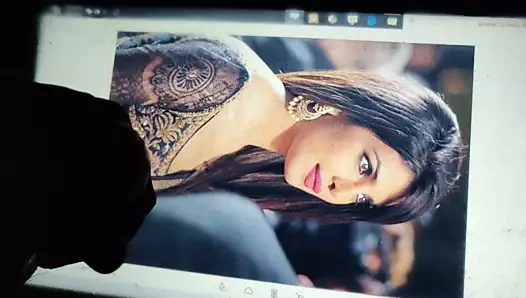 Randi priyanka chopra tükürmek ve inleme cumtribute