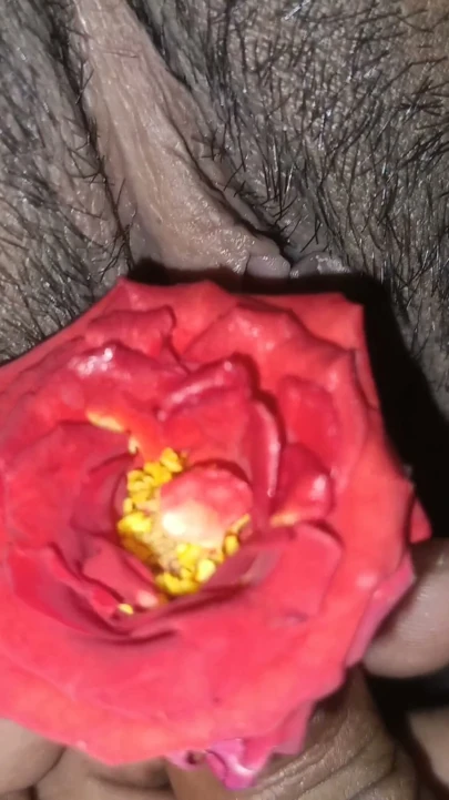 Yeni evli kadın sevimli vücudunu gösteriyor 3 | Bölüm 2