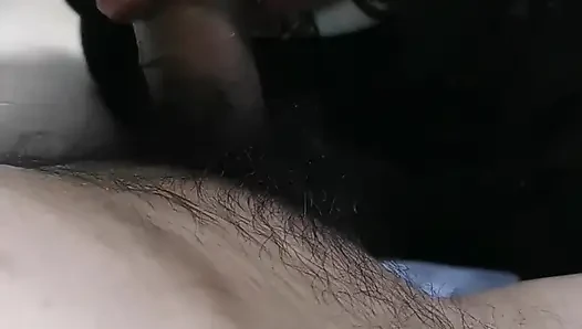 Kız Hiya, bir kıdemliye iş teklifi için bir mesaj veriyor.