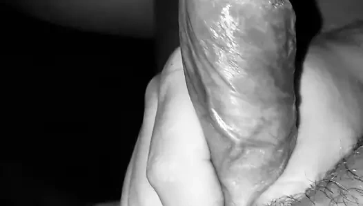 Kenardan inşa edilmiş çok fazla cum vardı