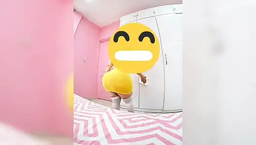 Büyük götlü temizlikçi kadın 2