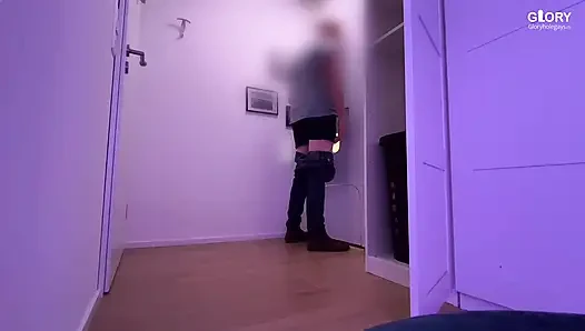 Duvar deliği açgözlülüğü: kalın şaplak ağzımda 3 kat patlıyor - ama son damla her şeyi değiştiriyor