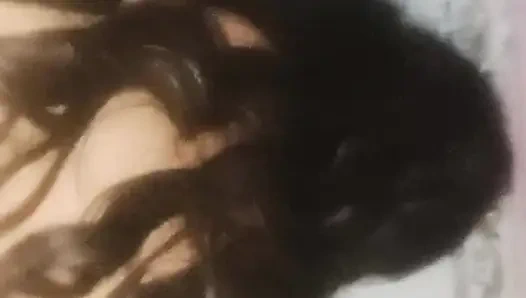 Müslüman kız sikişiyor tam video tesettür göbeğine boşalma