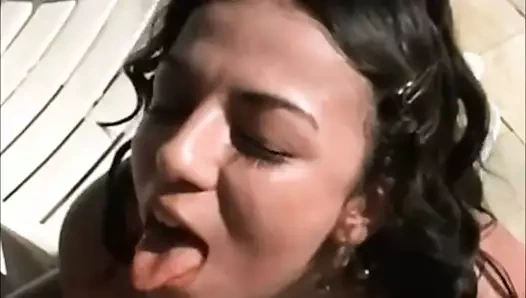 Yüze büyük boşalma 24