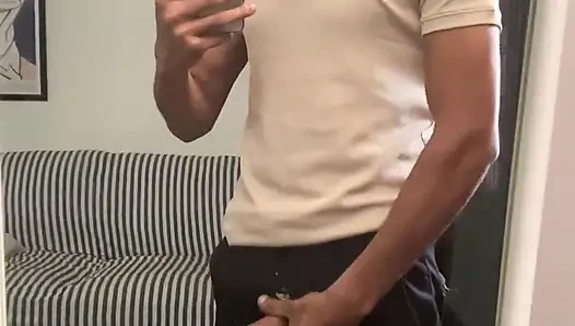 Büyük yaraklı üst