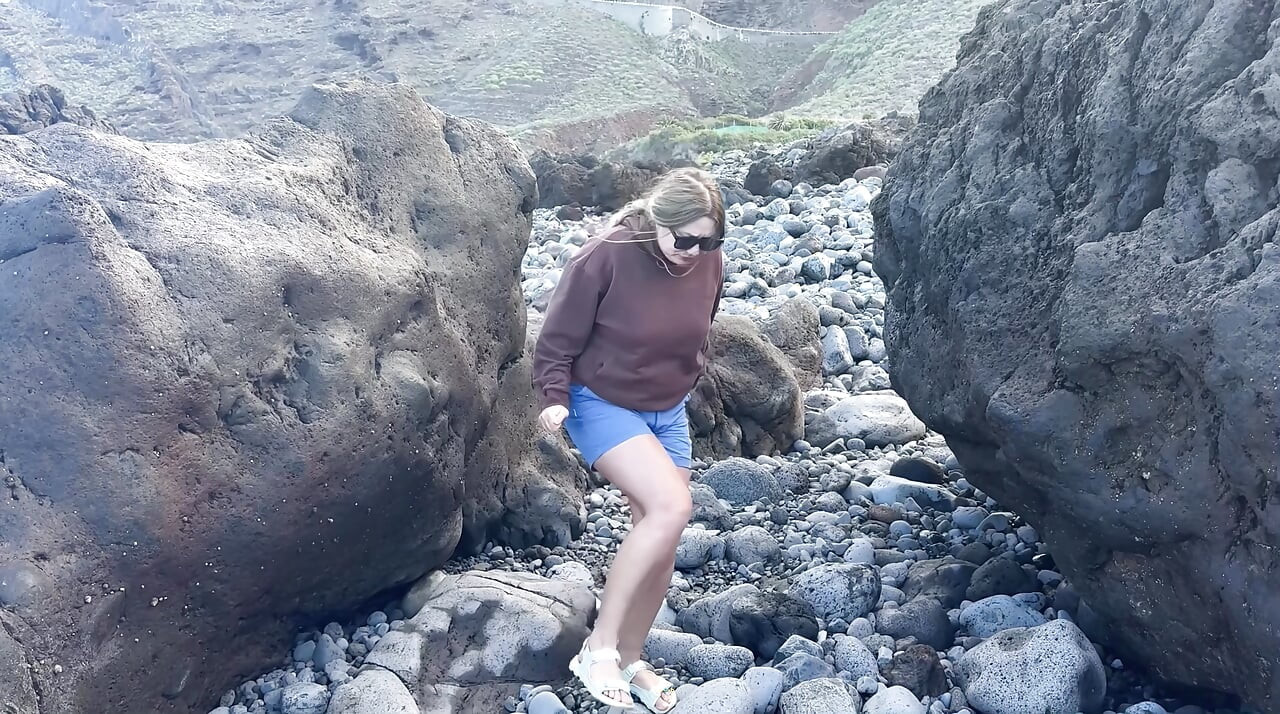 desperate beach public pee compilation