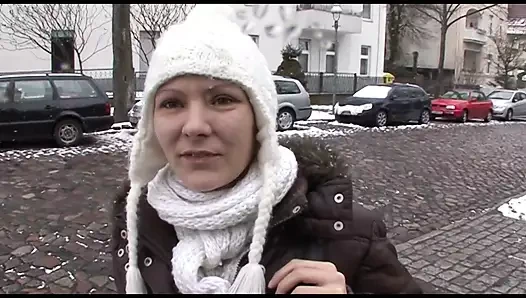 Ateşli Alman yarak için can atıyor