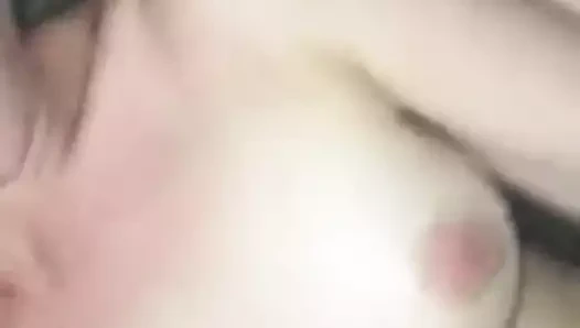 Ateşli iki kadın bir erkek